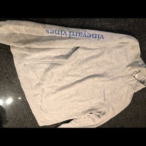 Brand new gray sweatshirt vineyard vines